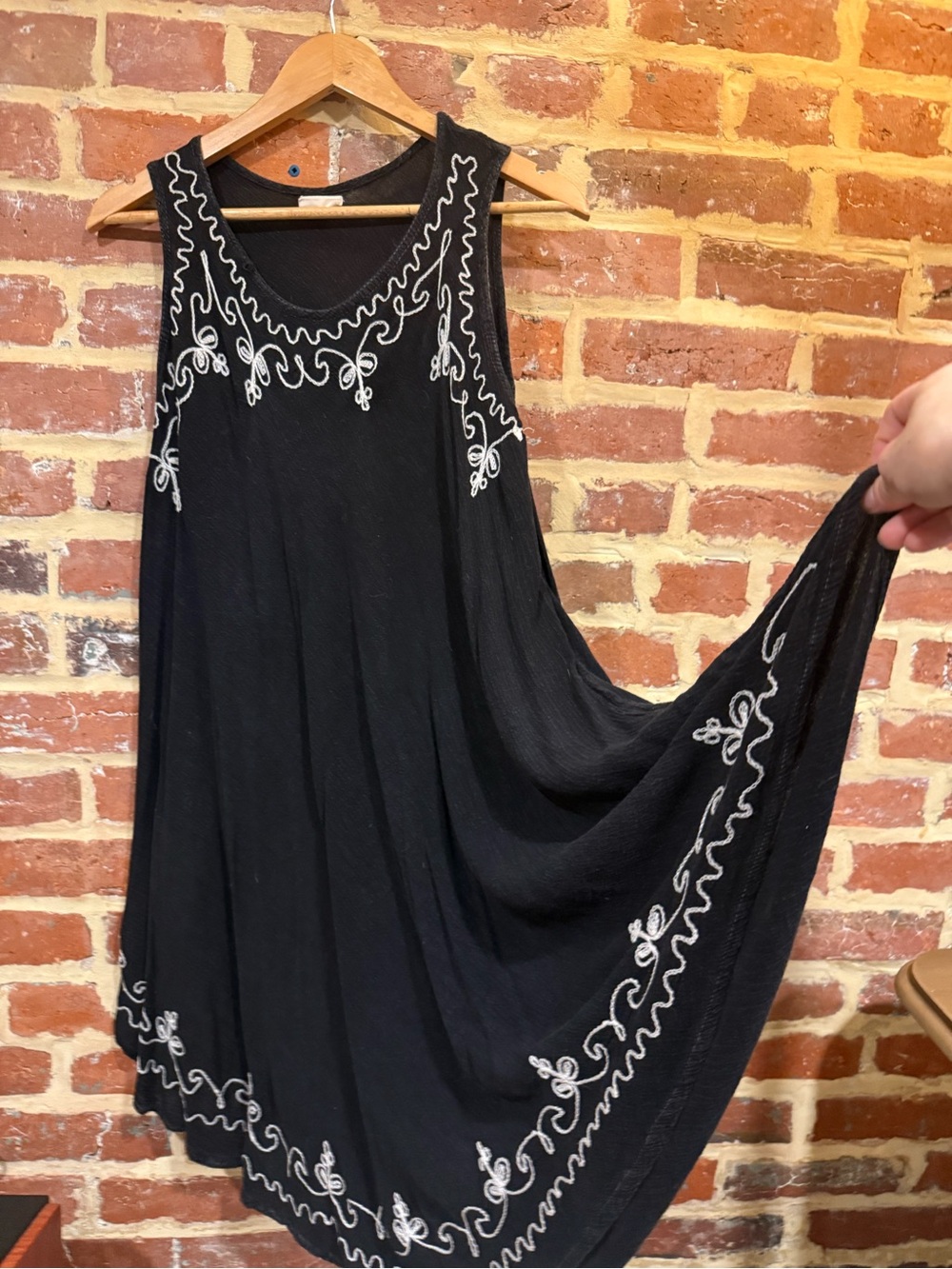 Indie Midi Dress Black Sleeveless Embroidered Swing Dress